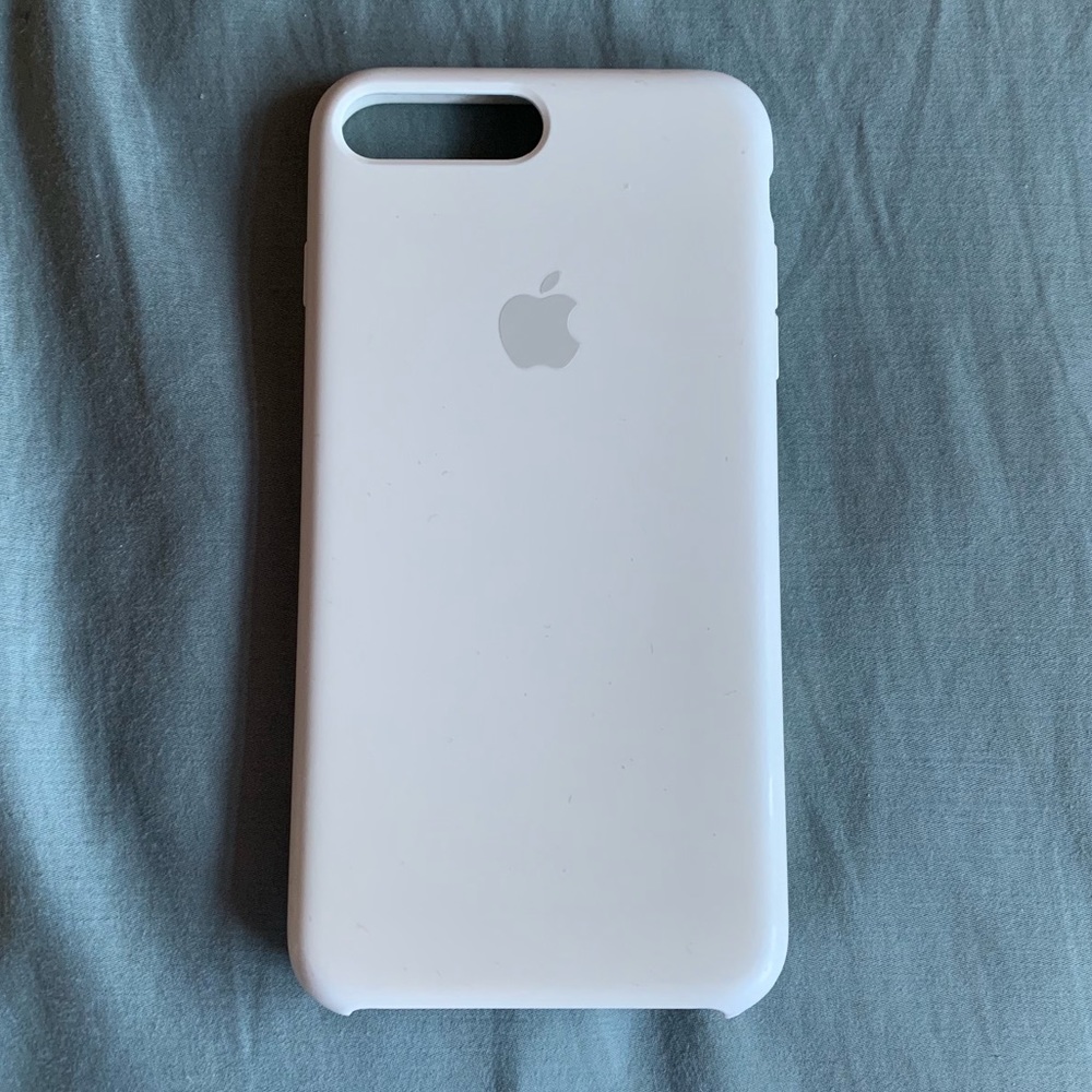 Apple iPhone silicone case❌❌❌SOLD❌❌❌